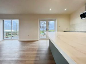 Photo 18- click for photo gallery